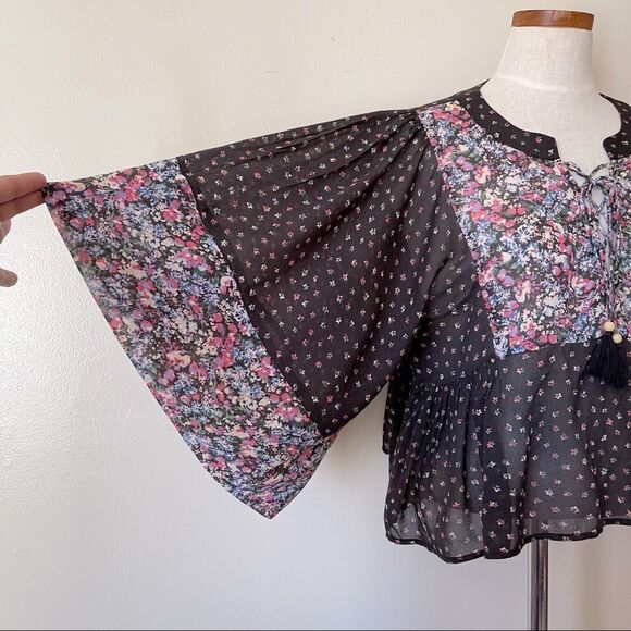 AUGUSTE The Label Floral Peasant Top Bell sleeves boho top Size 2 - Picture 3 of 6